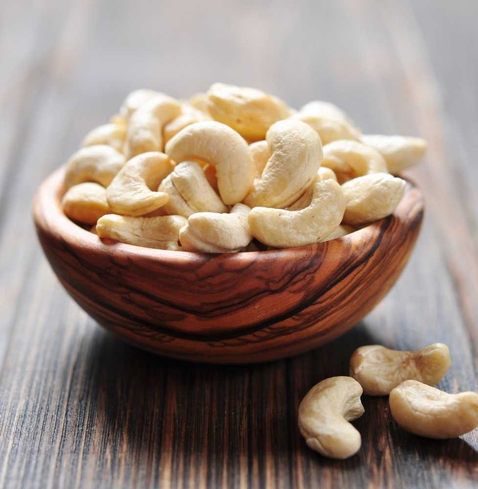 Cashew Nuts W 240 - Kaju - Anacardium occidentale 2 Cashew Nuts W 240 - Kaju - Anacardium occidentale - Image 2